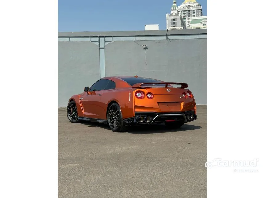 2022 Nissan GT-R Recaro Edition Coupe