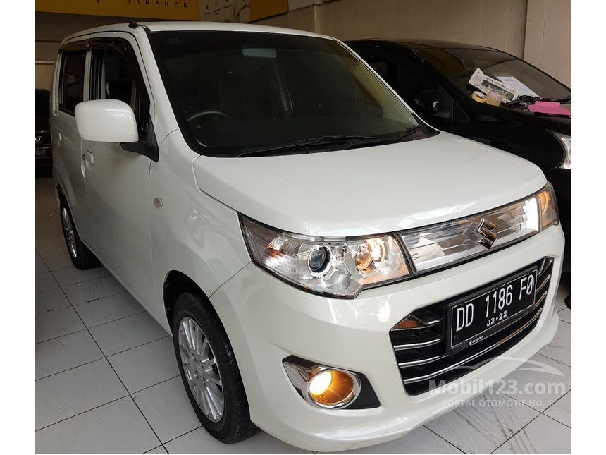 Jual Mobil  Suzuki  Karimun Wagon  R  2021 GS Wagon  R  1 0 di 