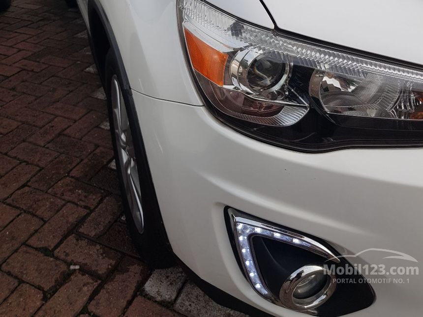 Jual Mobil  Mitsubishi Outlander  Sport  2014 PX 2 0 di DKI 