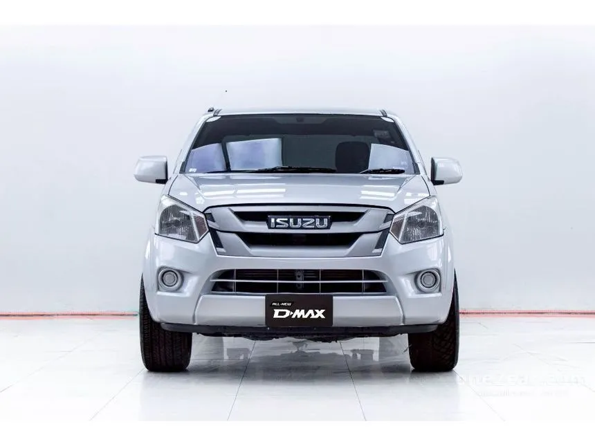2017 Isuzu D-MAX S Space Cab Pickup