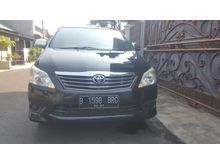 Toyota Grand Kijang Innova E 2.0 AT 2013 Hitam Tdp 13,3 Jt