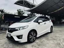 2016 Honda JAZZ 1.5 (ปี 14-22) S Hatchback