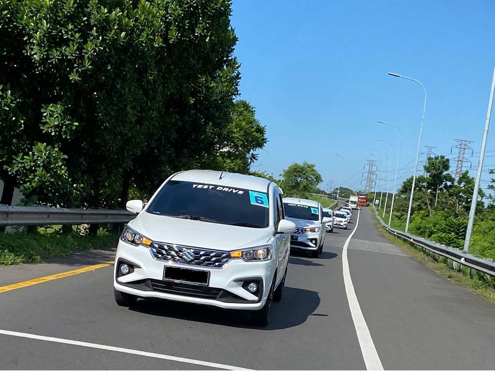 Konsumsi BBM Rata-rata Suzuki Ertiga Hybrid Bisa kayak LCGC