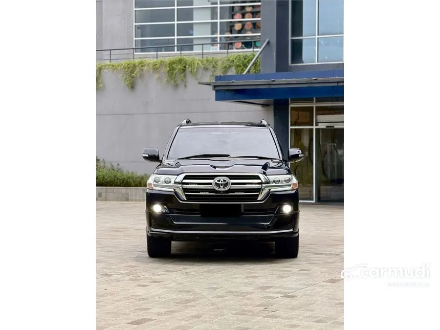 2012 Toyota Land Cruiser 200 Full spec SUV