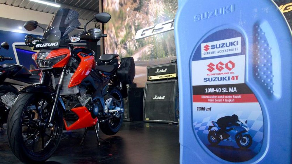 Pelumas Mesin Suzuki GSX-R150 dan GSX-S150 - Berita Motor 