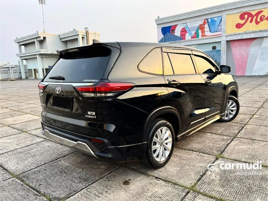 2023 Toyota Kijang Innova Zenix V HV Modellista (Premium Color) MPV