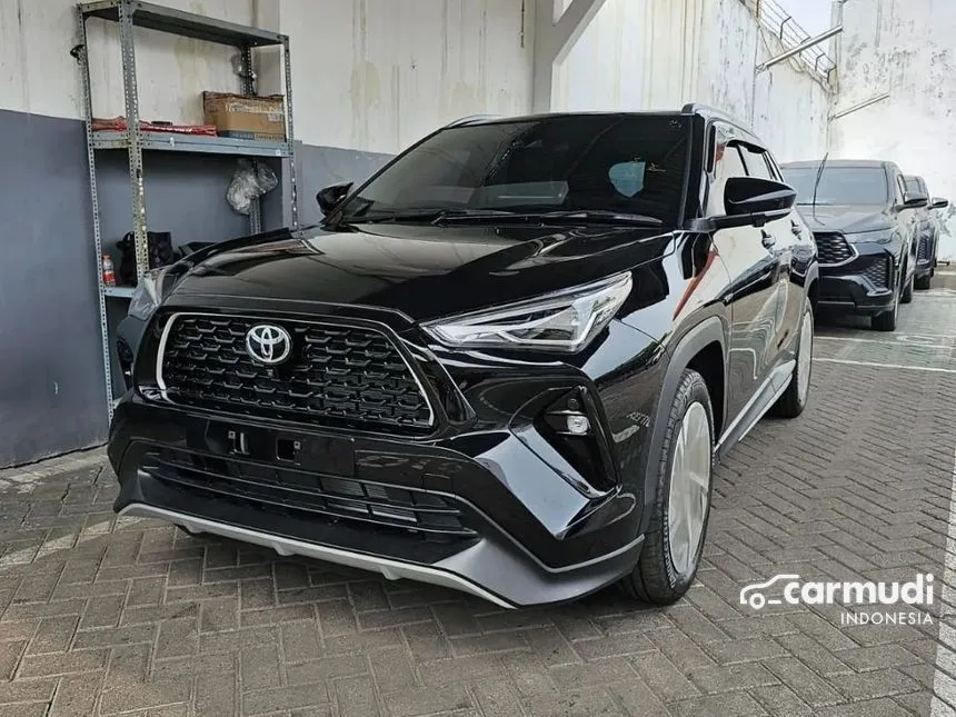 2024 Toyota Yaris Cross S HEV Wagon