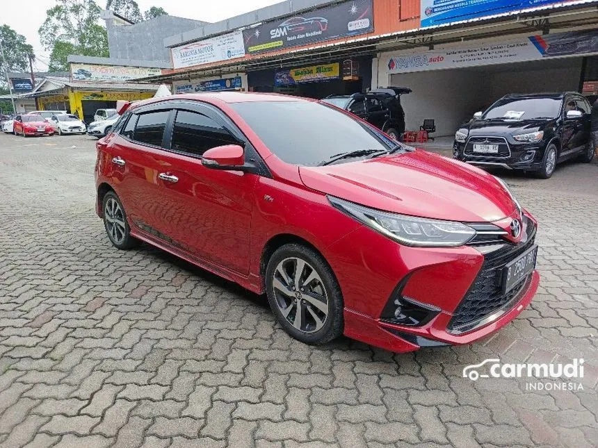 Jual Mobil Toyota Yaris 2021 S GR Sport 1.5 di DKI Jakarta Automatic Hatchback Merah Rp 220.000.000