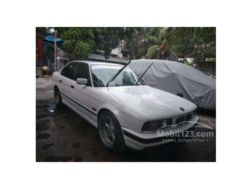 1995 BMW 520i 2 Sedan