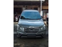 Kijang Innova 2.0 V 2015 #jualcepatpemiliklangsung