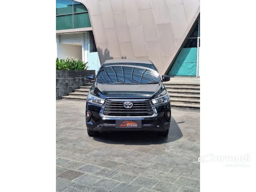 2022 Toyota Kijang Innova V MPV