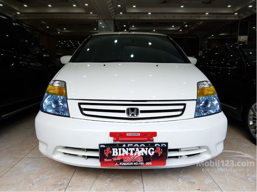 Jual Mobil Honda Stream 2003 1.7 1.7 di Jawa Barat Manual MPV Putih Rp 