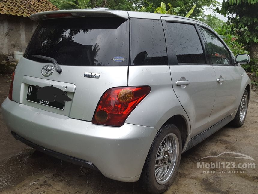 Jual Mobil Toyota IST 2004  XP60 1 5 di Yogyakarta 