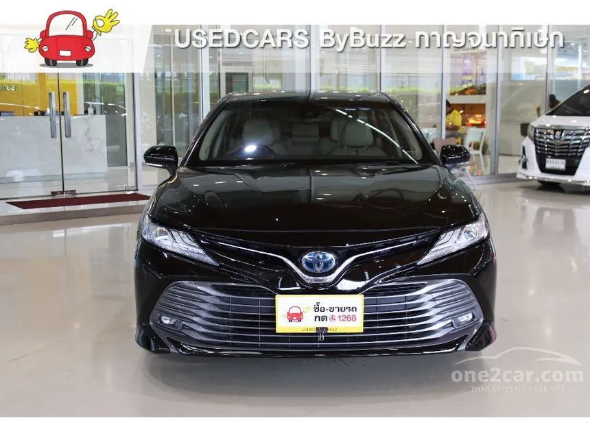 2019 Toyota CAMRY Hybrid Premium Sedan