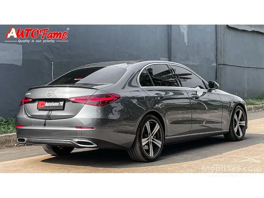 2022 Mercedes-Benz C200 Avantgarde Line Sedan