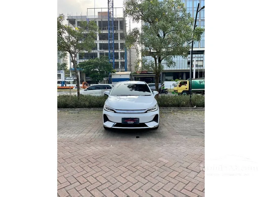 2025 BYD M6 Standard 7 Seater MPV