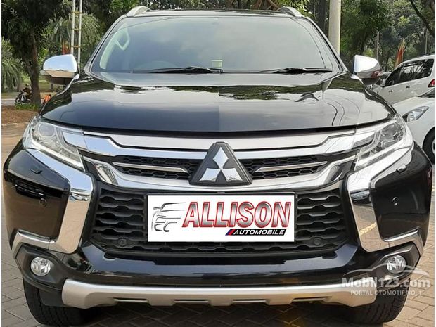 Mitsubishi Pajero  Sport  Mobil  bekas  dijual  di Dki jakarta 