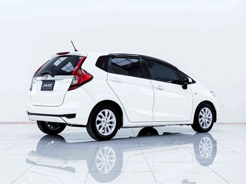 2018 Honda JAZZ V+ Hatchback