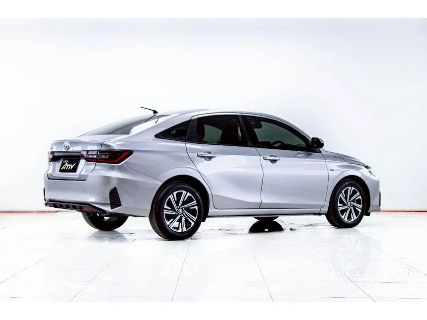 2024 Toyota Yaris Ativ Sport Sedan