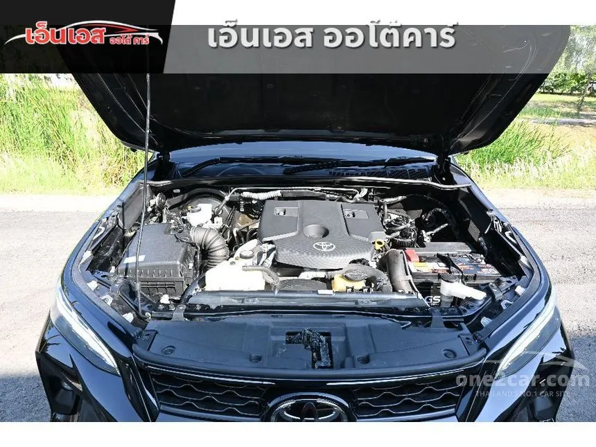2022 Toyota FORTUNER Legender SUV