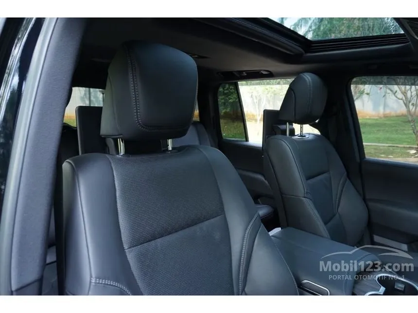 2024 Toyota Land Cruiser 300 VX-R SUV