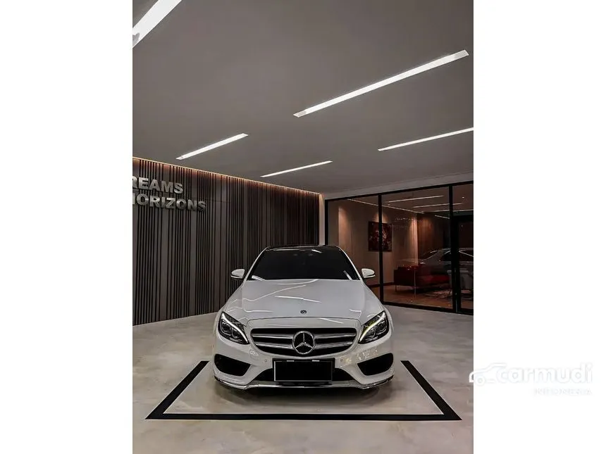 2018 Mercedes-Benz C300 AMG Line Sedan