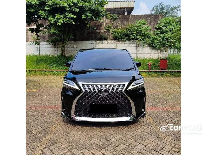 2023 Lexus LM 350h 7 Seater MPV