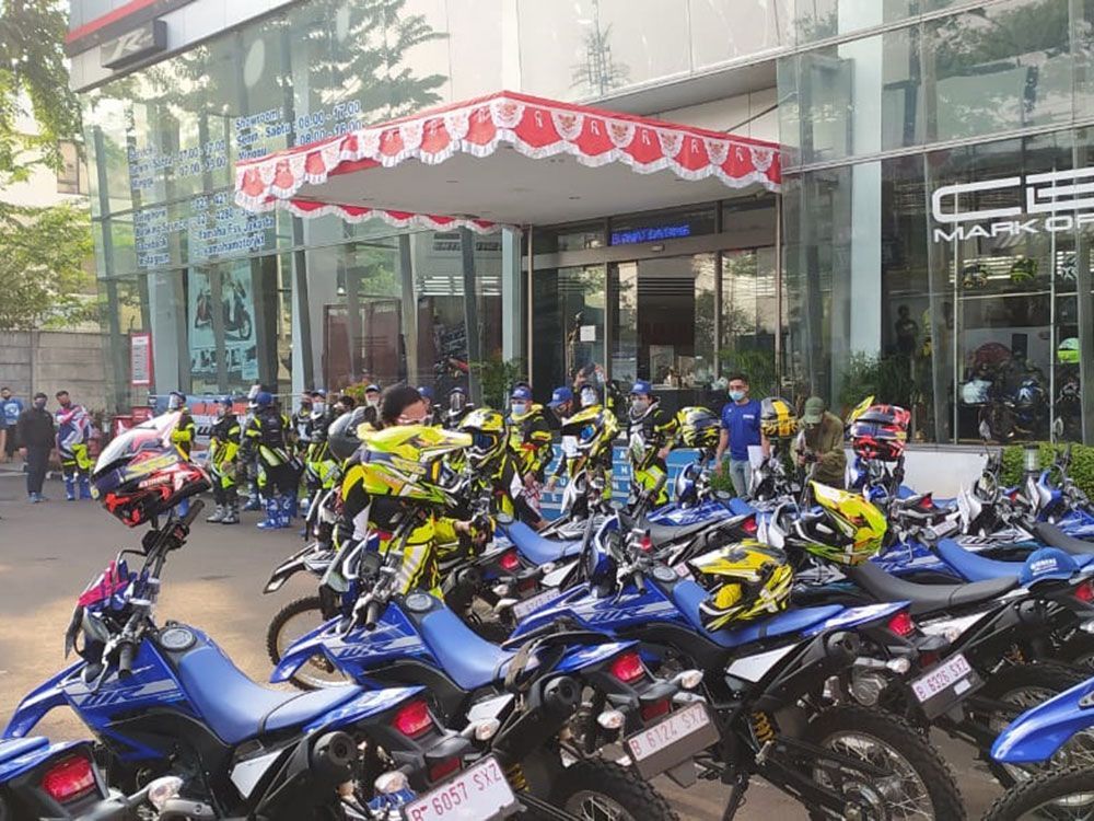 Rayakan Kemerdekaan RI ke -75 Bareng Yamaha WR 155R