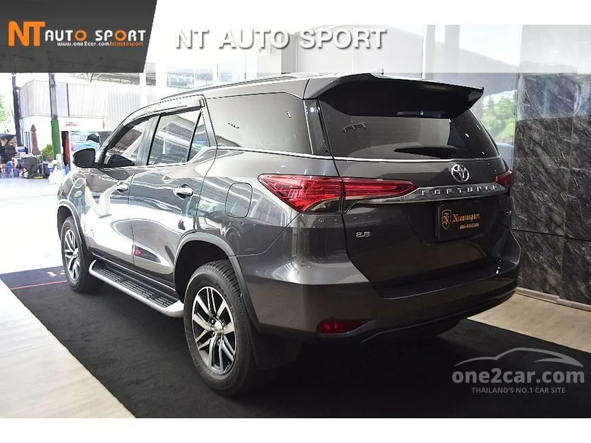 2017 Toyota FORTUNER V SUV