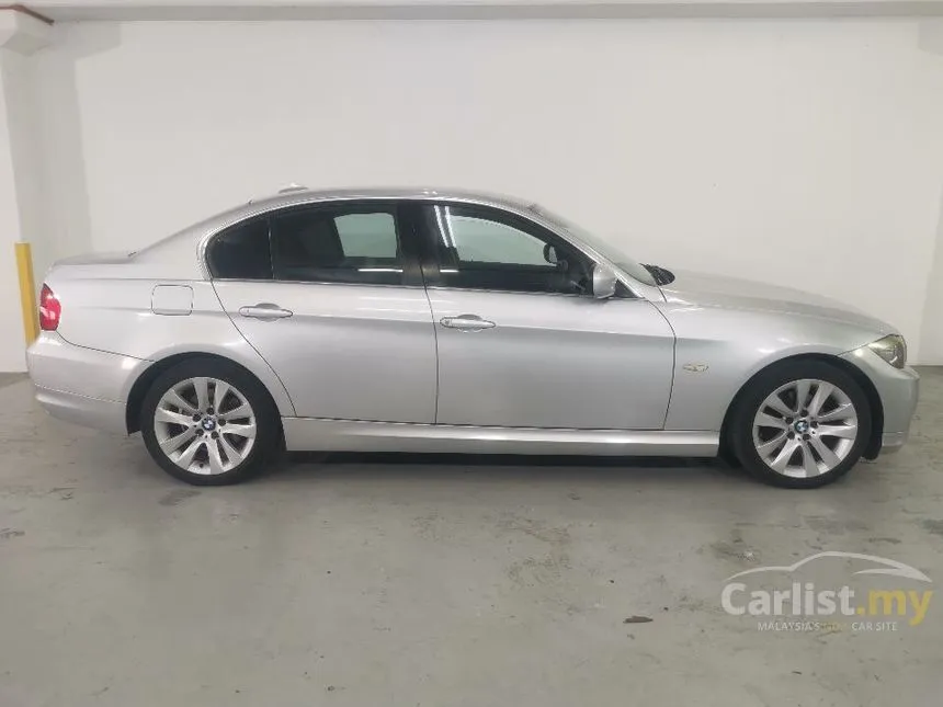 2011 BMW 320i Executive Sedan