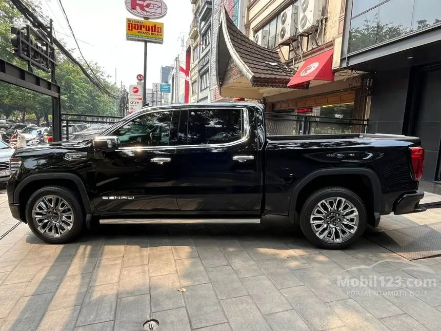 2024 GMC Sierra 1500 V8 Denali Ultimate Dual Cab Pickup