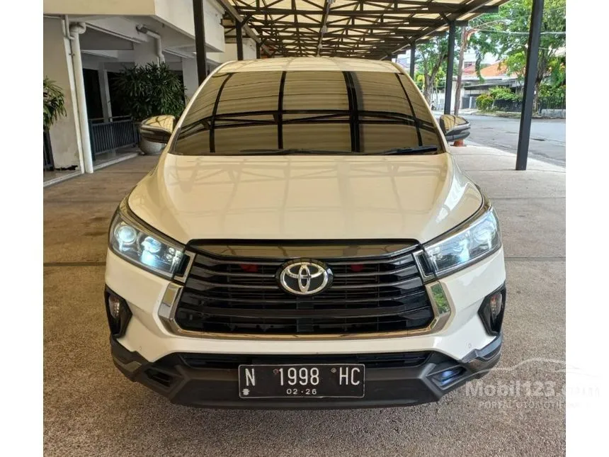Jual Mobil Toyota Innova Venturer 2021 2.4 di Jawa Timur Automatic Wagon Putih Rp 469.000.000
