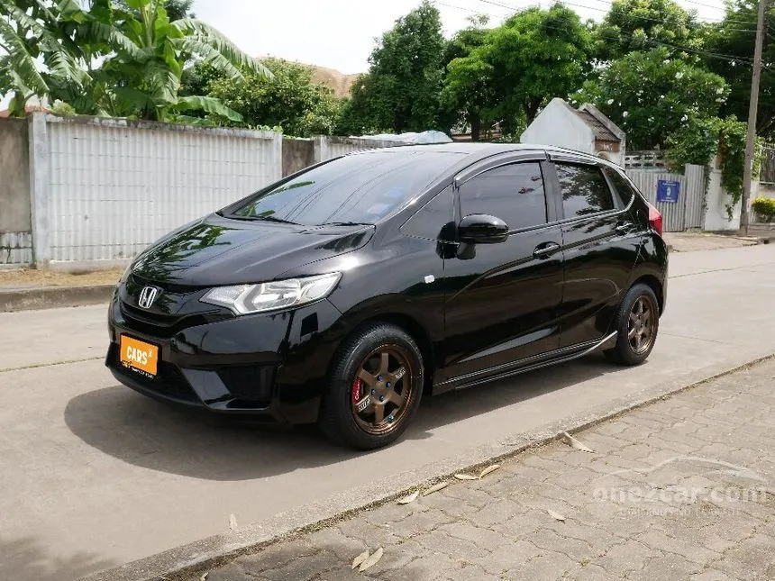 2015 Honda Jazz S i-VTEC Hatchback