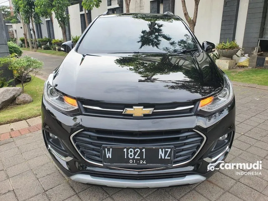 Jual Mobil Chevrolet Trax 2018 Premier 1.4 di Jawa Timur Automatic SUV Hitam Rp 195.000.000
