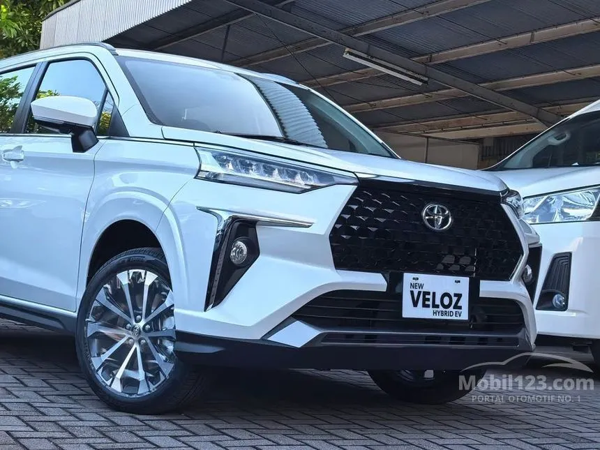 2026 Toyota Veloz V HEV MPV
