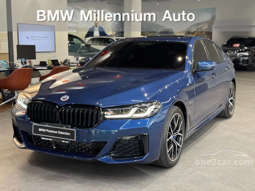 2023 BMW 530e M Sport Sedan