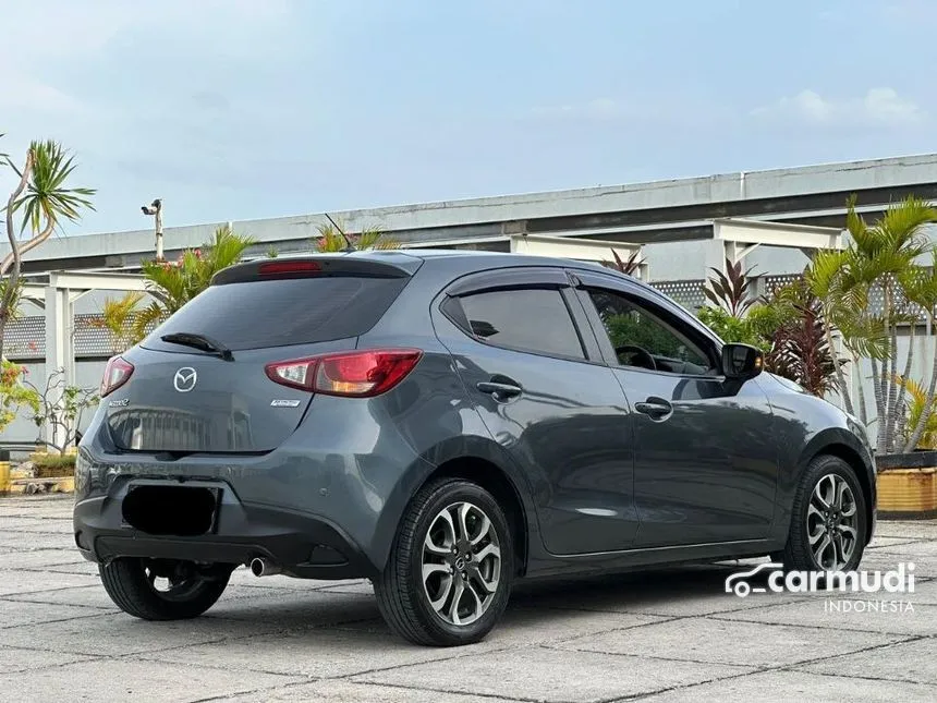 2015 Mazda 2 R Hatchback