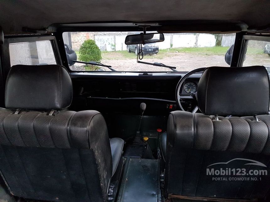 Jual Mobil Land Rover Defender 1980 2.3 Manual 2.3 di DKI Jual Mobil Land Rover Defender 1980 2.3 Manual 2.3 di DKI