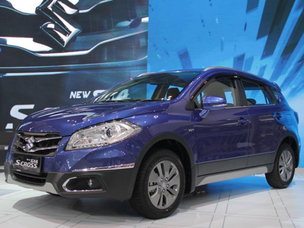 Suzuki SX4 S-Cross Didiskon Rp 25 Juta di IIMS 2017