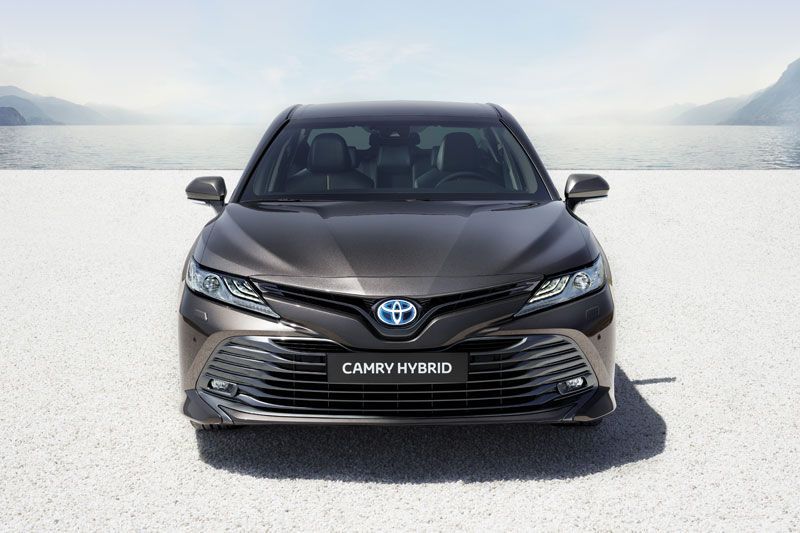 Toyota Camry Hybrid 2019 Siap Menyengat 4
