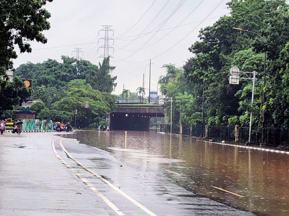 Banjir, Terowongan Cawang Ditutup