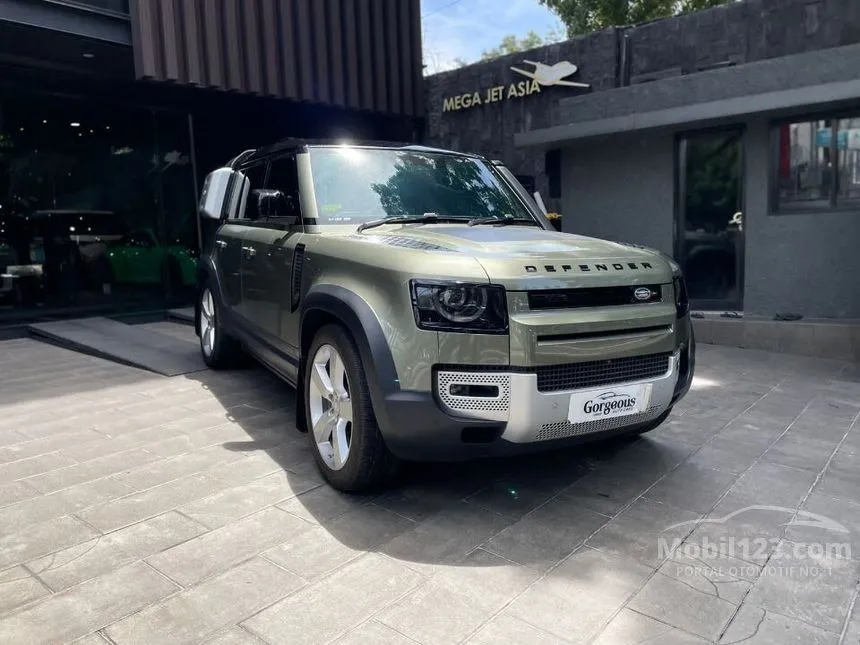 Jual Mobil Land Rover Defender 2020 110 D200 First Edition 2.0 di Banten Automatic SUV Hijau Rp 2.650.000.000