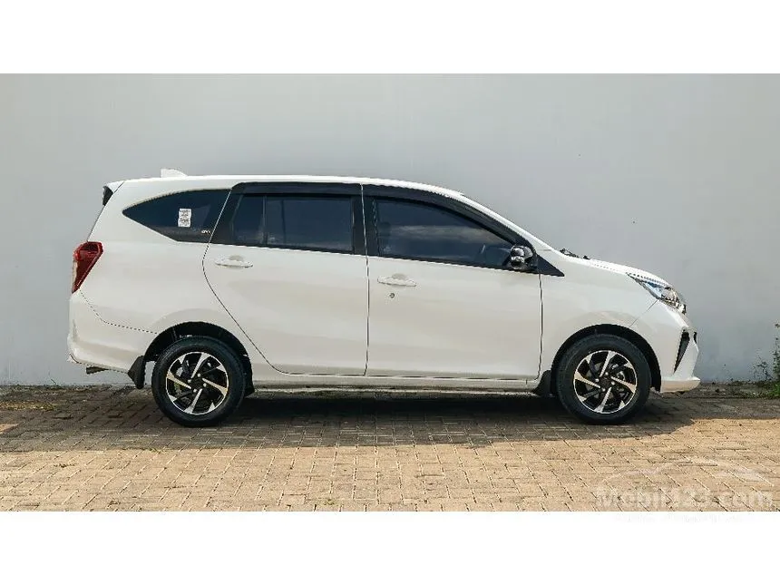 2025 Daihatsu Sigra R MPV