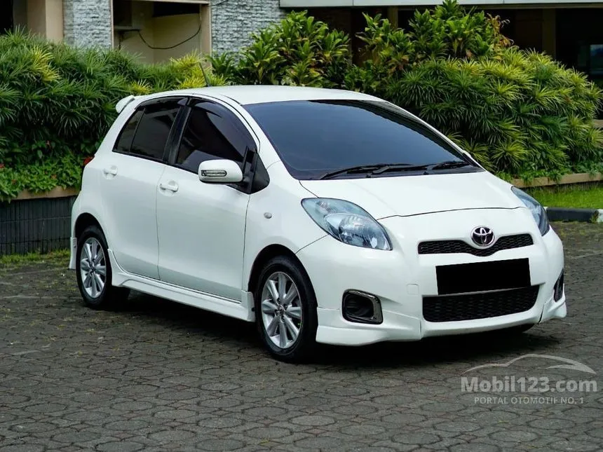 Jual Mobil Toyota Yaris 2012 E 1.5 di Jawa Barat Automatic Hatchback Putih Rp 119.000.000