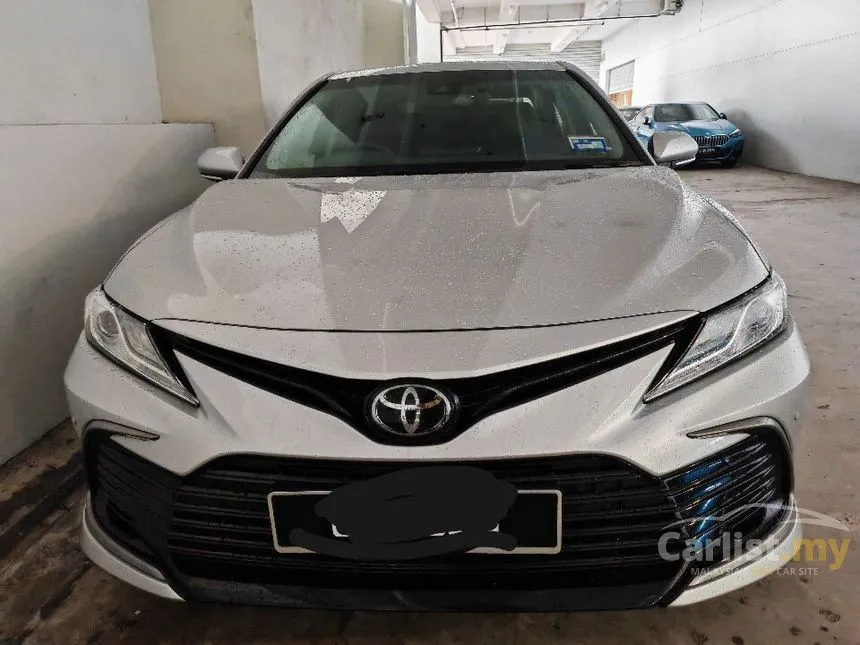 2023 Toyota Camry V Sedan