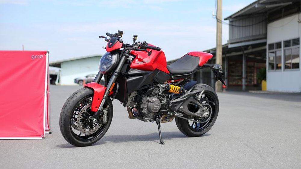 New Ducati Monster ขับง่าย คล่องตัว 