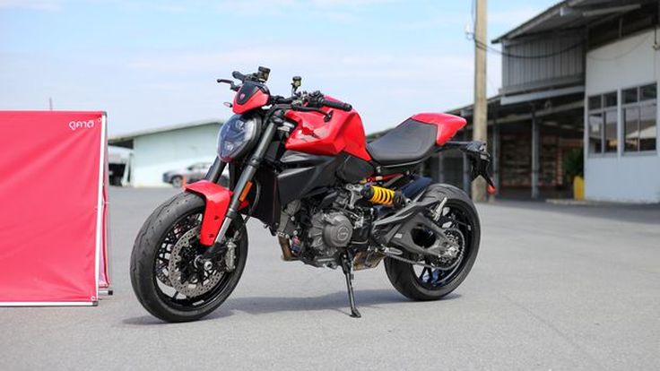 New Ducati Monster ขับง่าย คล่องตัว 