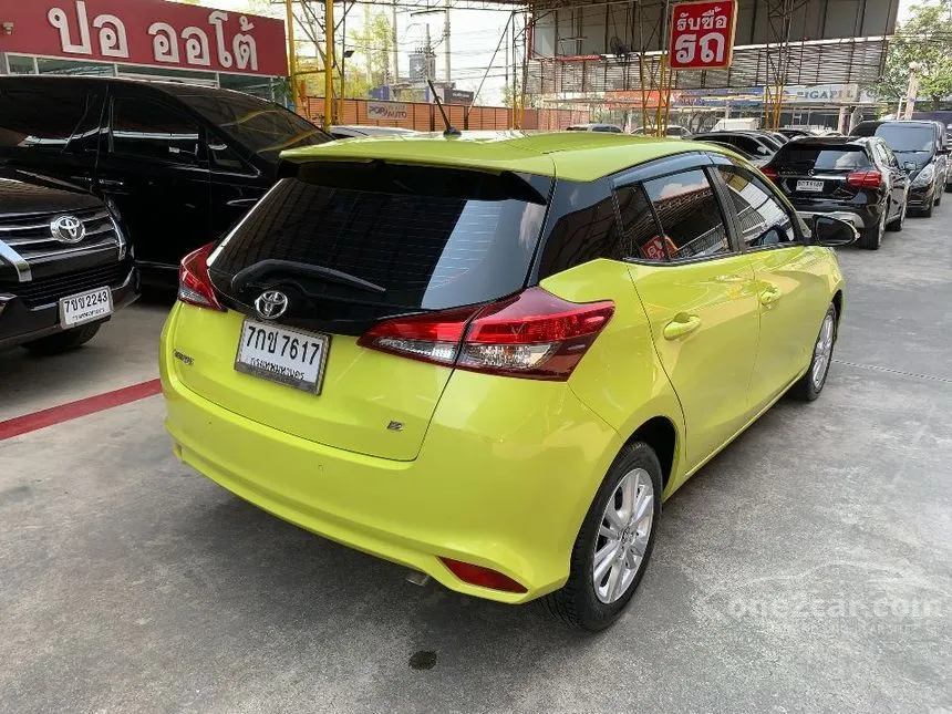 2018 Toyota YARIS E Hatchback