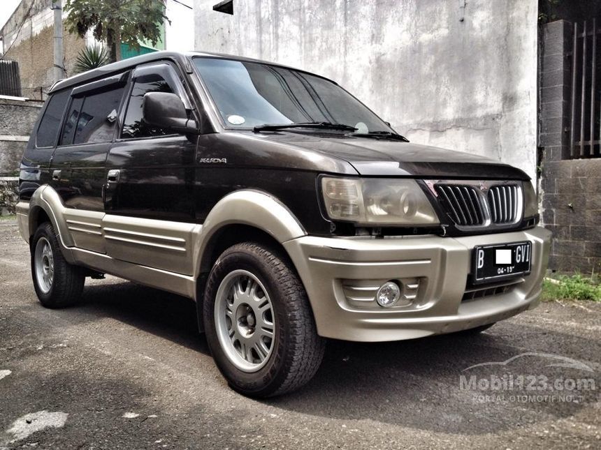 Jual Mobil Mitsubishi Kuda 2002 Grandia 2.0 di DKI Jakarta Manual MPV