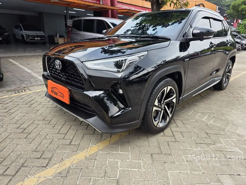 2024 Toyota Yaris Cross S HV (Premium colour) SUV